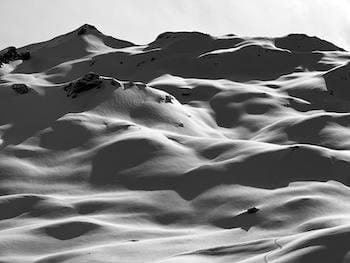 Relief enneigé dans les Pyrénées, Cerdagne et Capcir Relief enneigé dans les Pyrénées, Cerdagne et Capcir